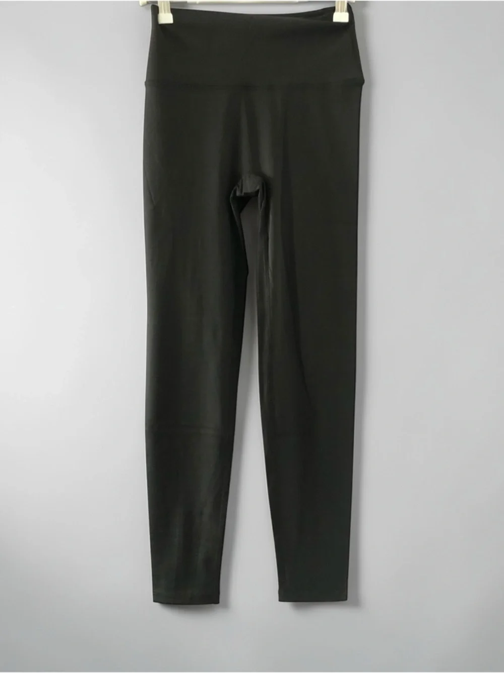 lululemon athletica shipping same